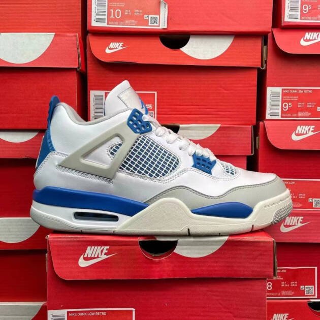 Air Jordan 4 Retro Military Blue
